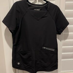 HH 360 Women’s scrub set